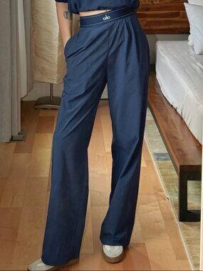 Versatile Navy Trousers💙ALO Yoga Wide Leg Suit Up Pants💦NWT